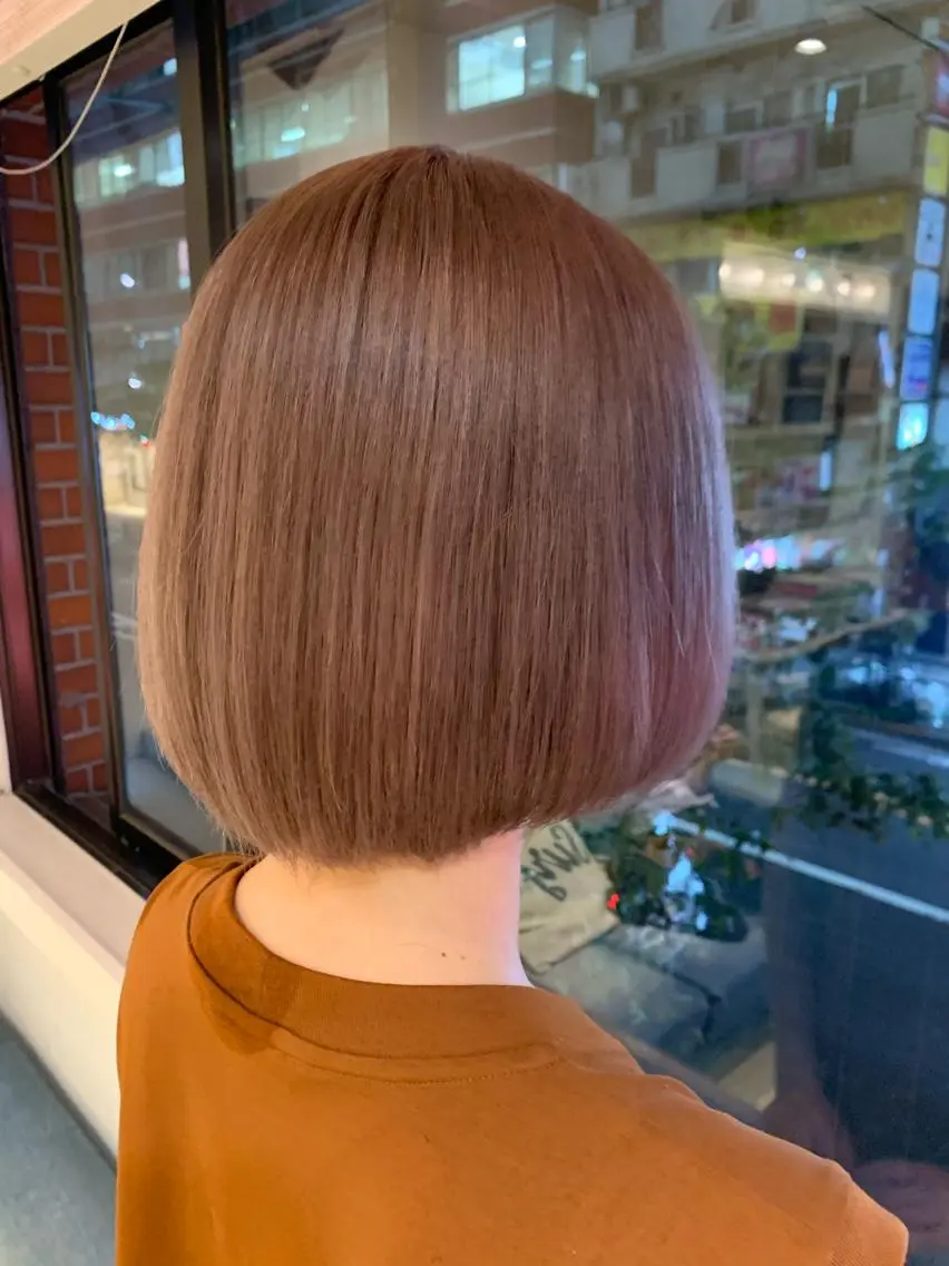 ミディアム カット ヘアカラー 渋谷ハイトーン/ デザインカラー阿部のヘアスタイル