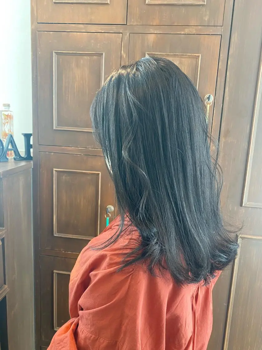 セミロング カラー ブリーチ 縮毛矯正 パーマモデル募集中 渥美翔人のヘアスタイル