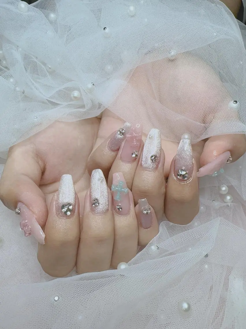 ネイル ハンドネイル 🎀シズカ nail🎀のネイルデザイン