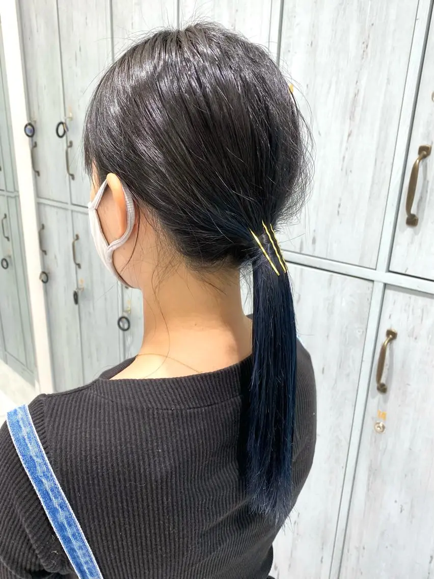 ロング カラー 中川 茜里のヘアスタイル