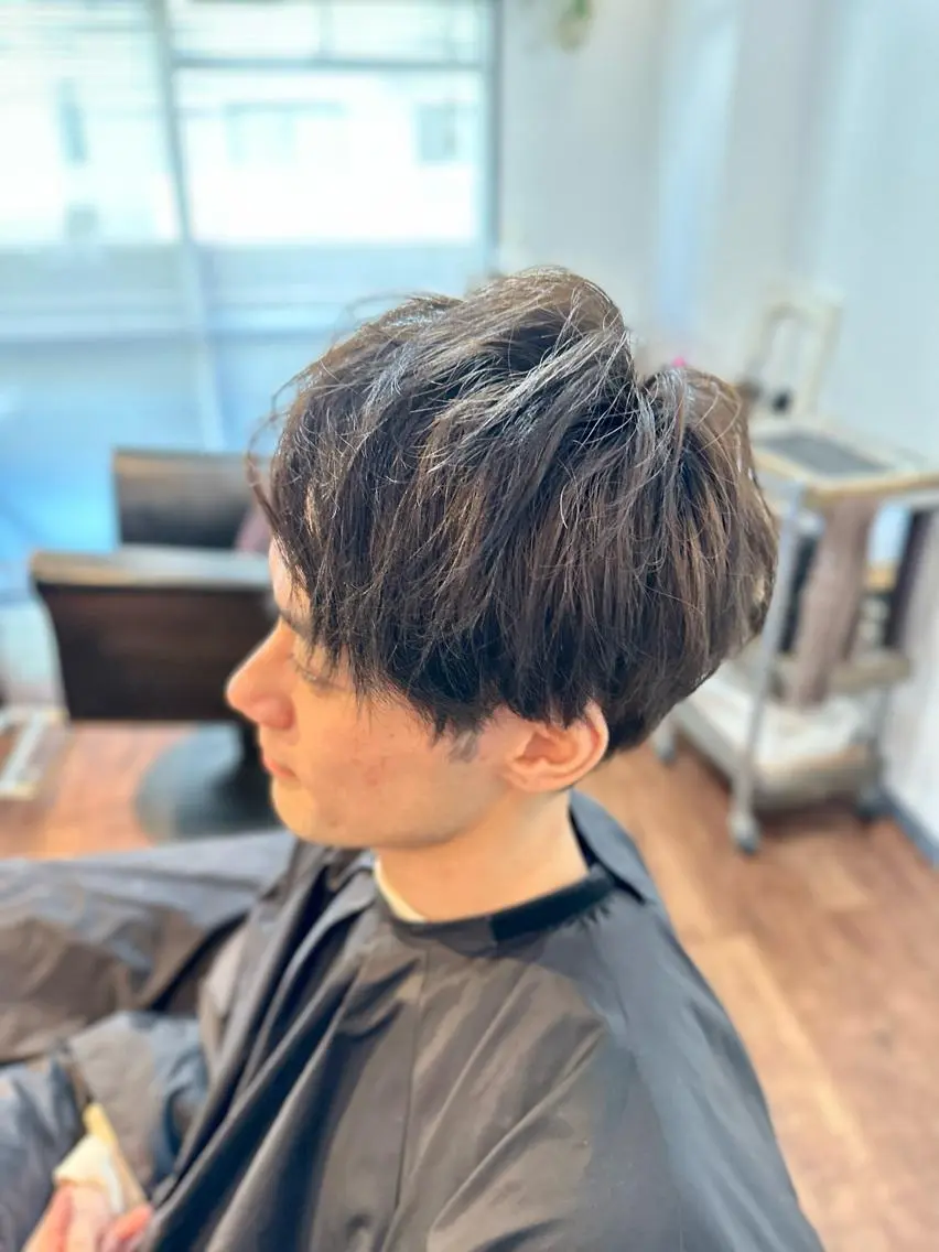 ミディアム メンズ アッシュ カット ヘアカラー Luzir⭐︎ GEN⭐︎のヘアスタイル