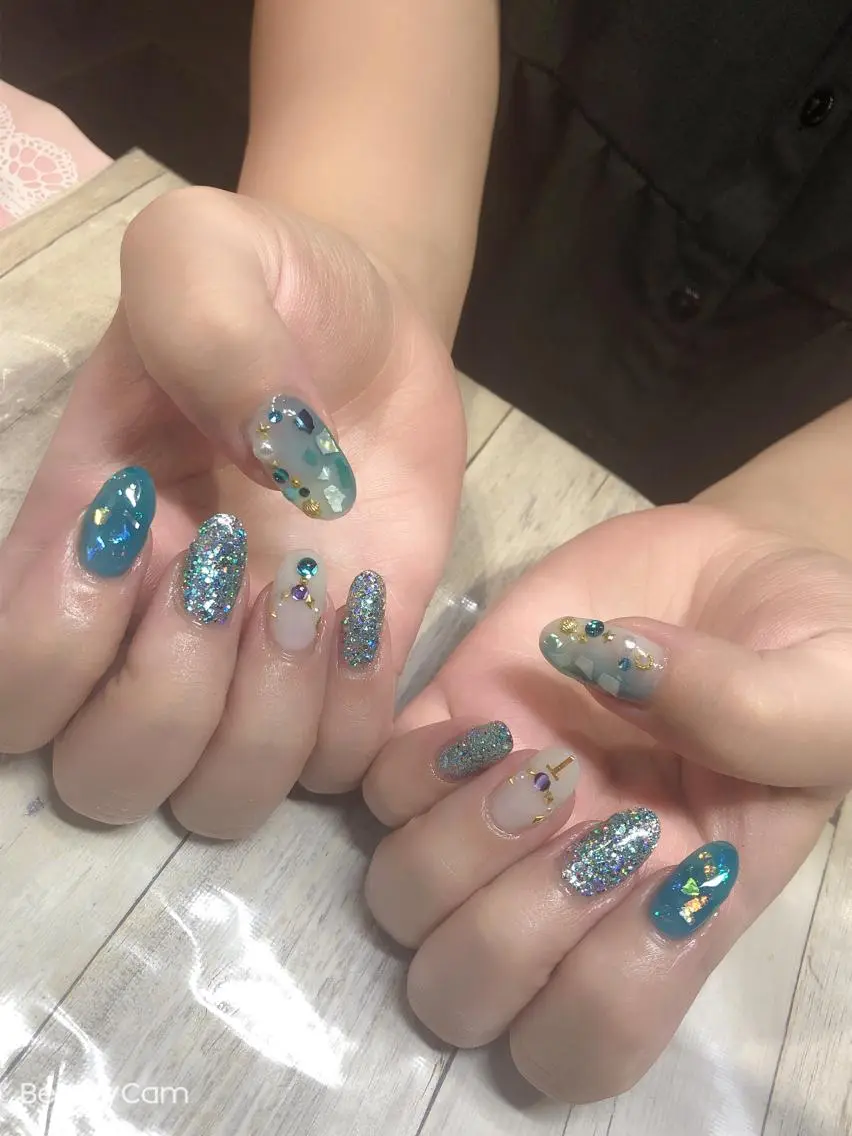 ネイル ✨アン ミユ✨のネイルデザイン