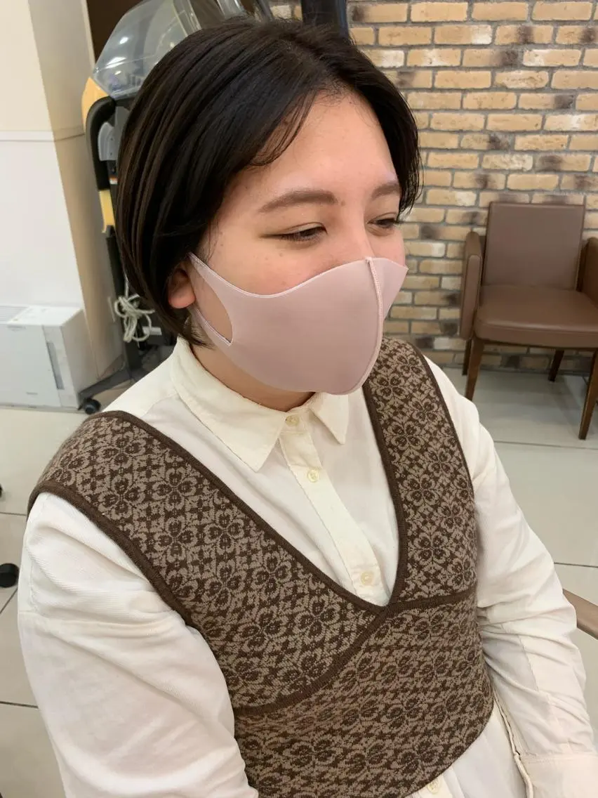 ショート カラー 羽エクステ🪽 🤍まき🤍のヘアスタイル