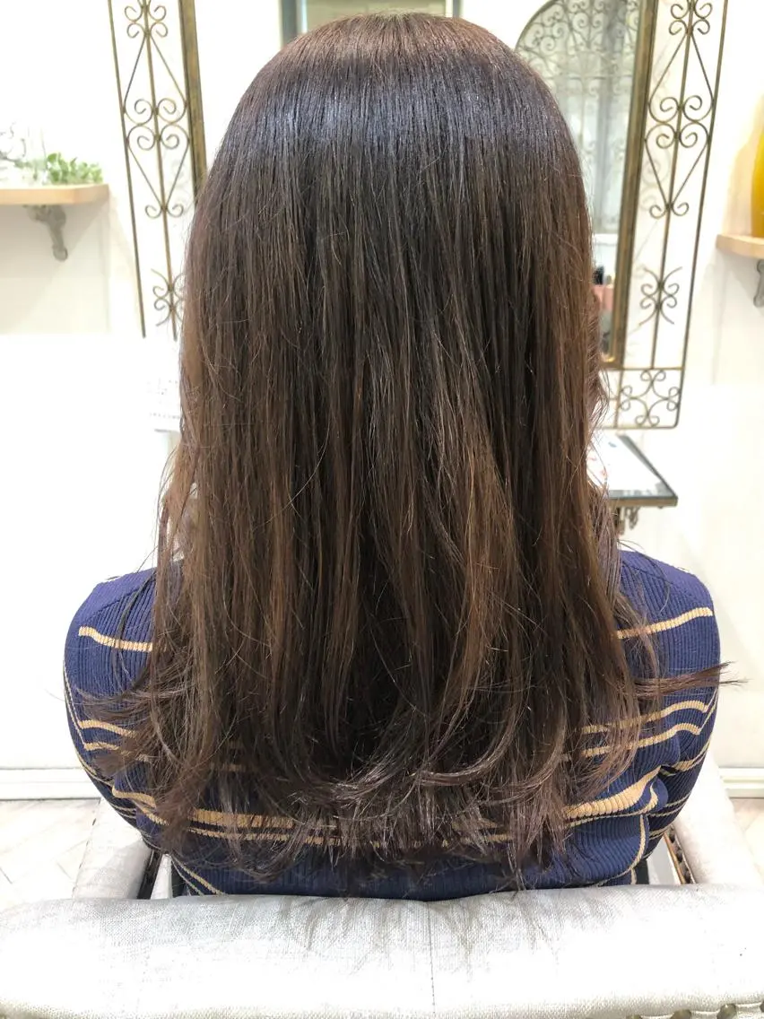 ロング レイヤーカット カット ヘアカラー MYA 🤍kanaのヘアスタイル
