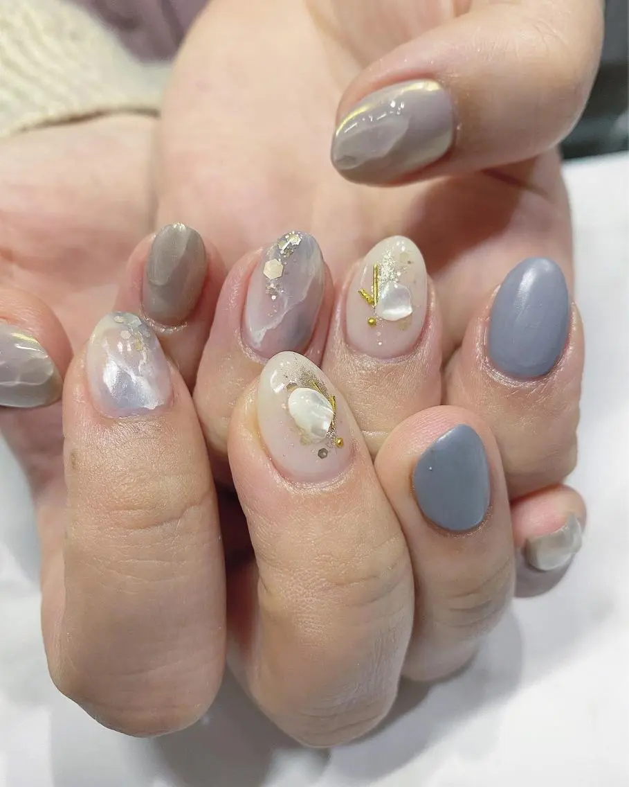 セミロング カラー crystal ⭐︎ colorのネイルデザイン