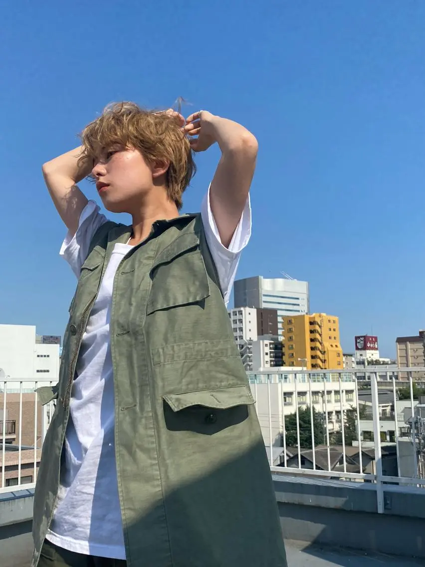 ショート カラー iizuka akiのヘアスタイル