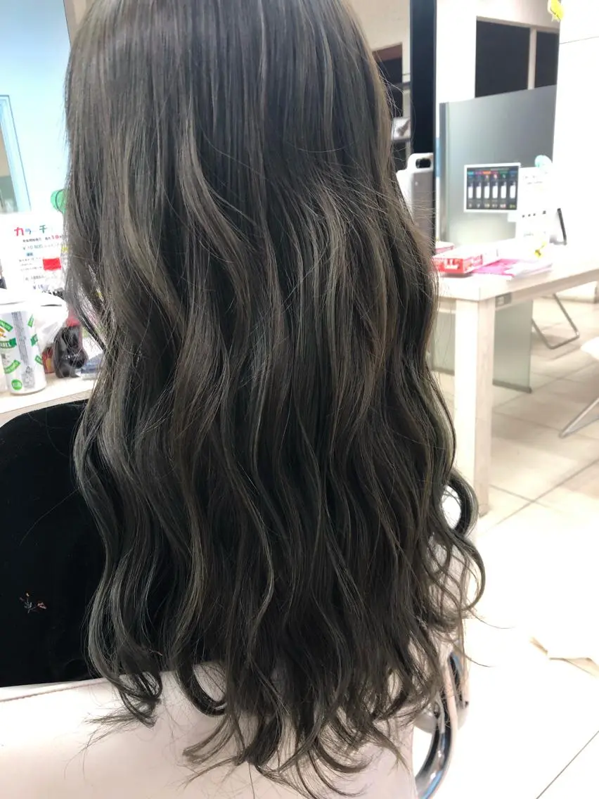 ロング 6月予約解放🐱 櫻庭梢のヘアスタイル