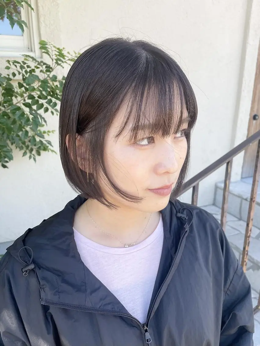 ショート ヘアカラー トリートメント 吉井 凜音のヘアスタイル