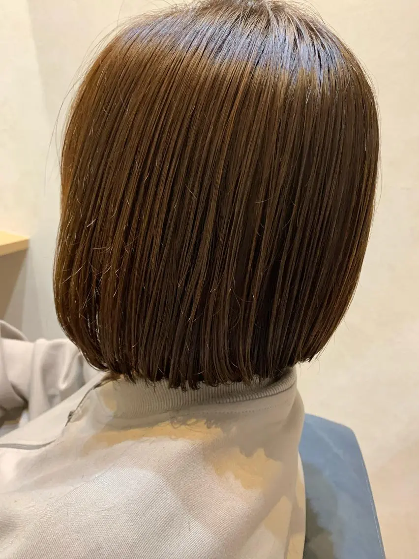 ミディアム カット newiネウィ _naoのヘアスタイル