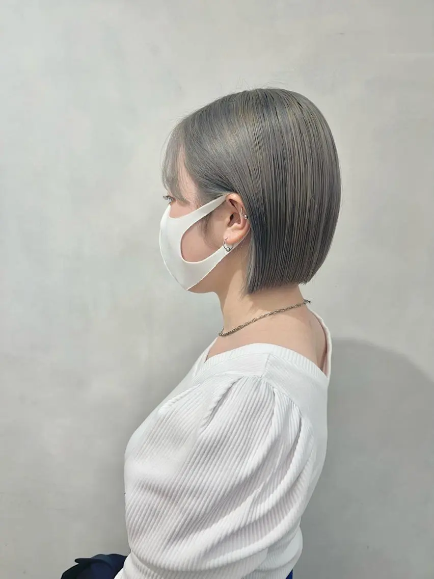 ショート カラー グレージュ ボブ ヘアカラー トリートメント 🦋レイヤーカット ミドリカワ🦋のヘアスタイル