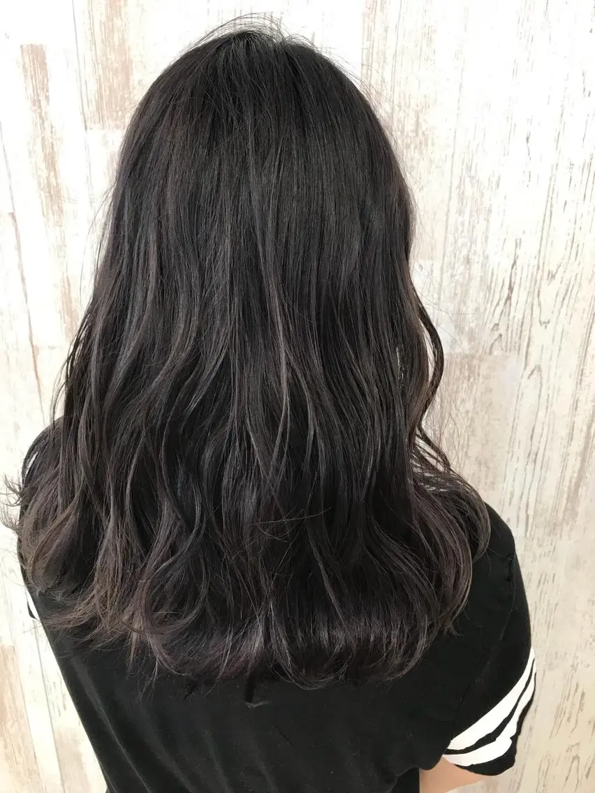 セミロング カラー ラベンダーカラー ラベンダーグレー ヘアカラー トリートメント Oopsレイヤー 加藤澄都のヘアスタイル