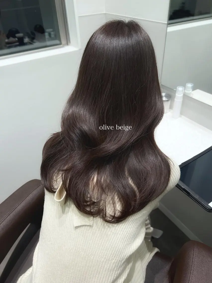 セミロング カラー 大人可愛いHair ❤︎Ayakoのヘアスタイル