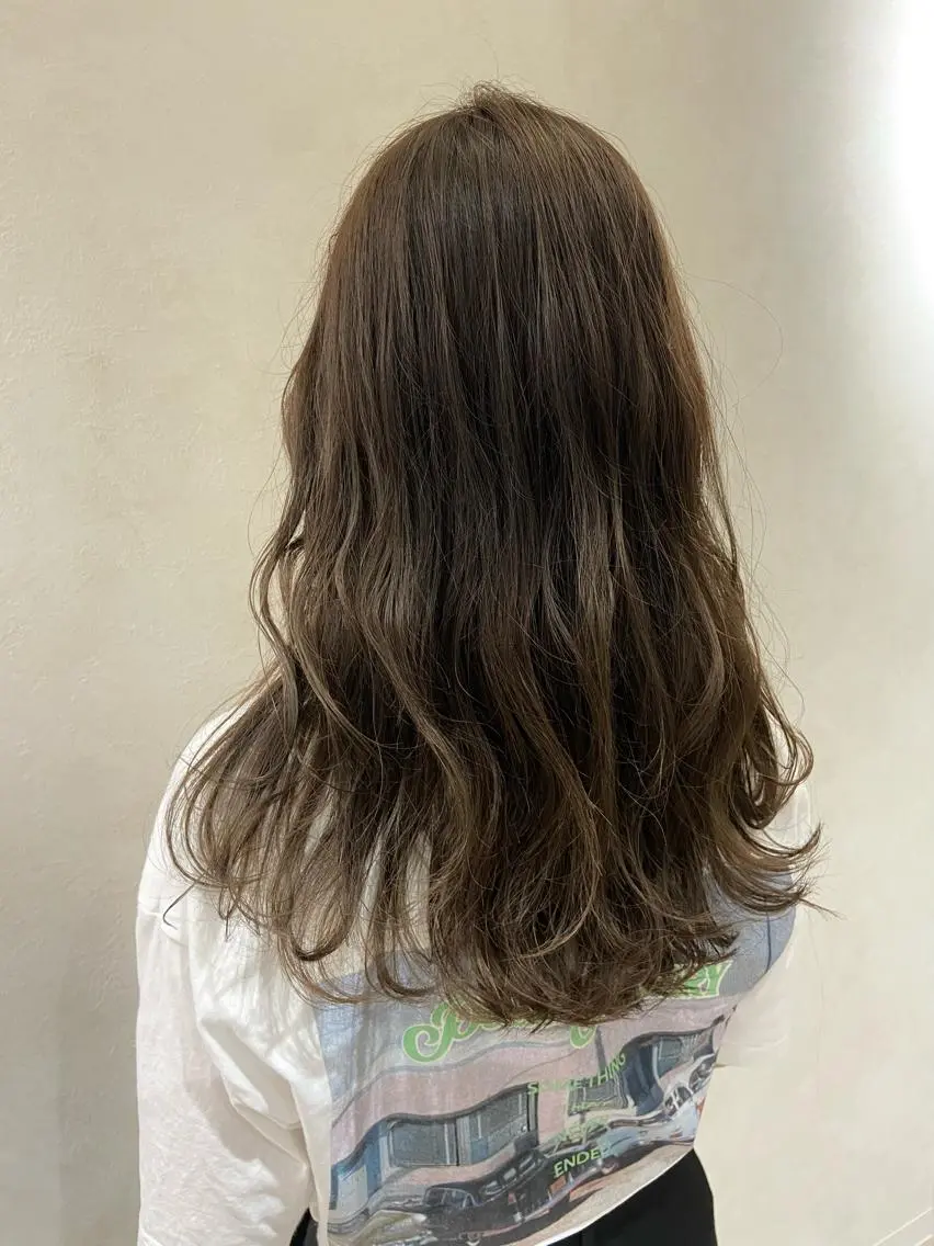 ロング カラー パーマ ヘアアレンジ メンズ キッズ ネイル マツエク・マツパ アイブロウ カット ヘアカラー トリートメント ヘアセット Stockオーナー 古田翔平のヘアスタイル