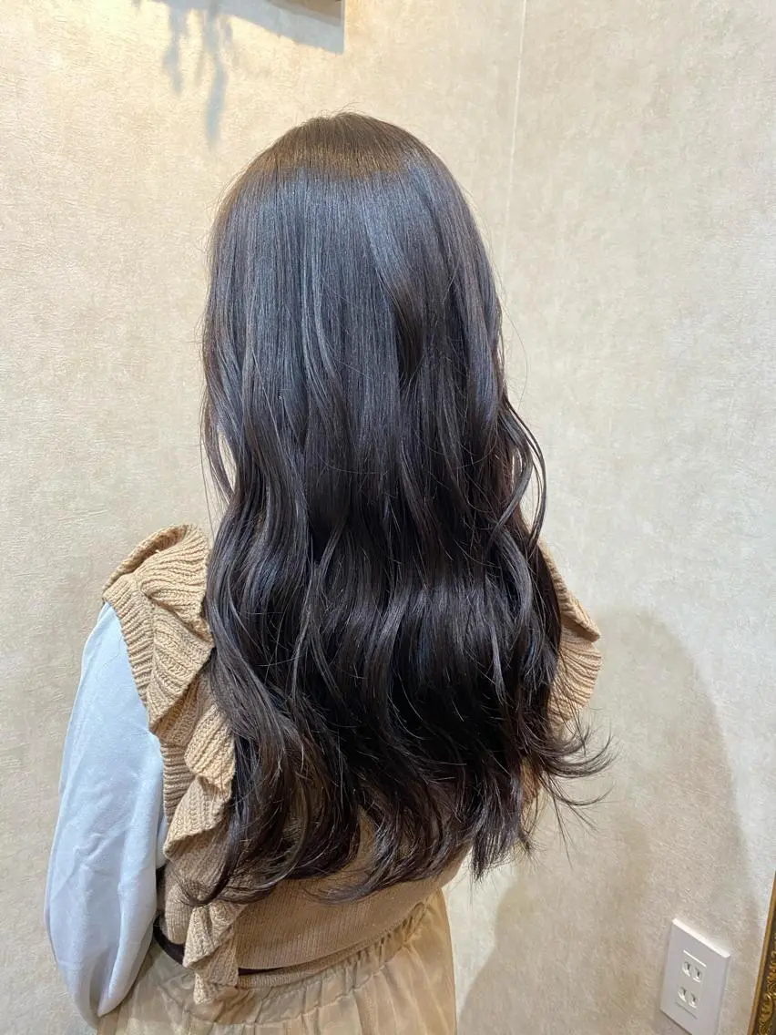 ロング カラー 齊藤 萌香のヘアスタイル