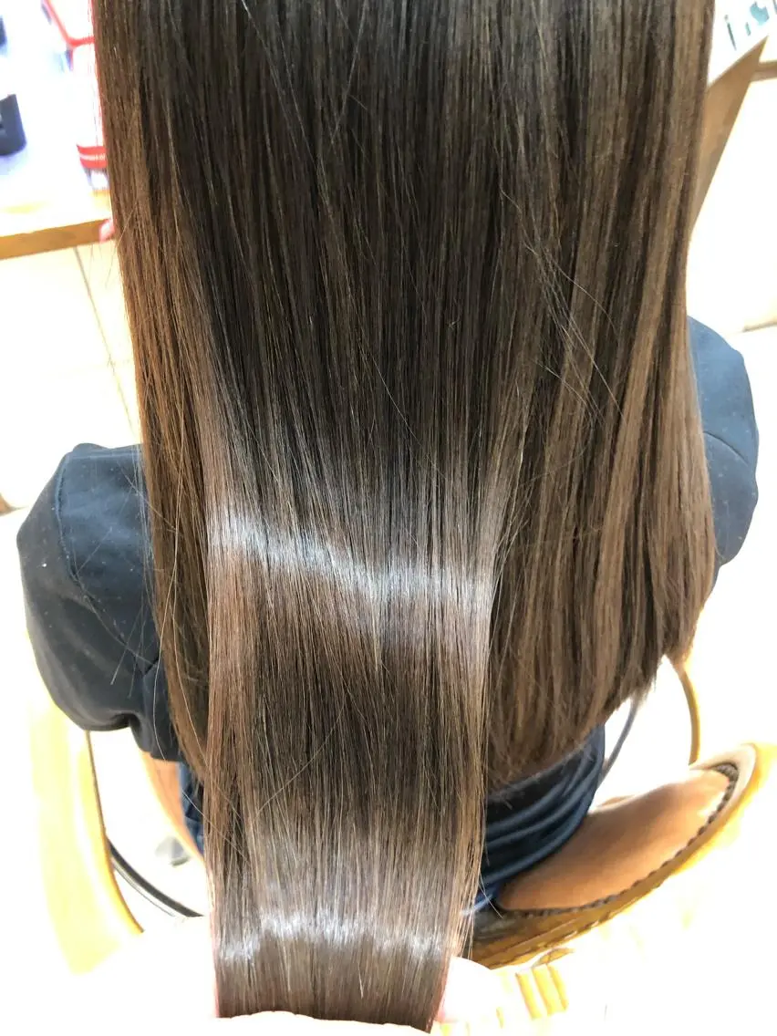 ロング 髪質改善 縮毛矯正 カセヤ リョウのヘアスタイル