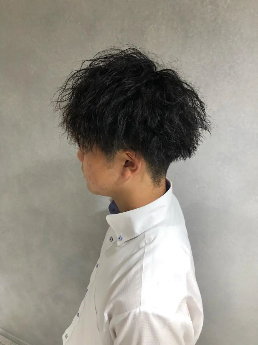 ショート パーマ メンズ メンズパーマ ツイストスパイラルパーマ スパイラルパーマ TOSHIKI| 上福岡メンズ|副店長のヘアスタイル