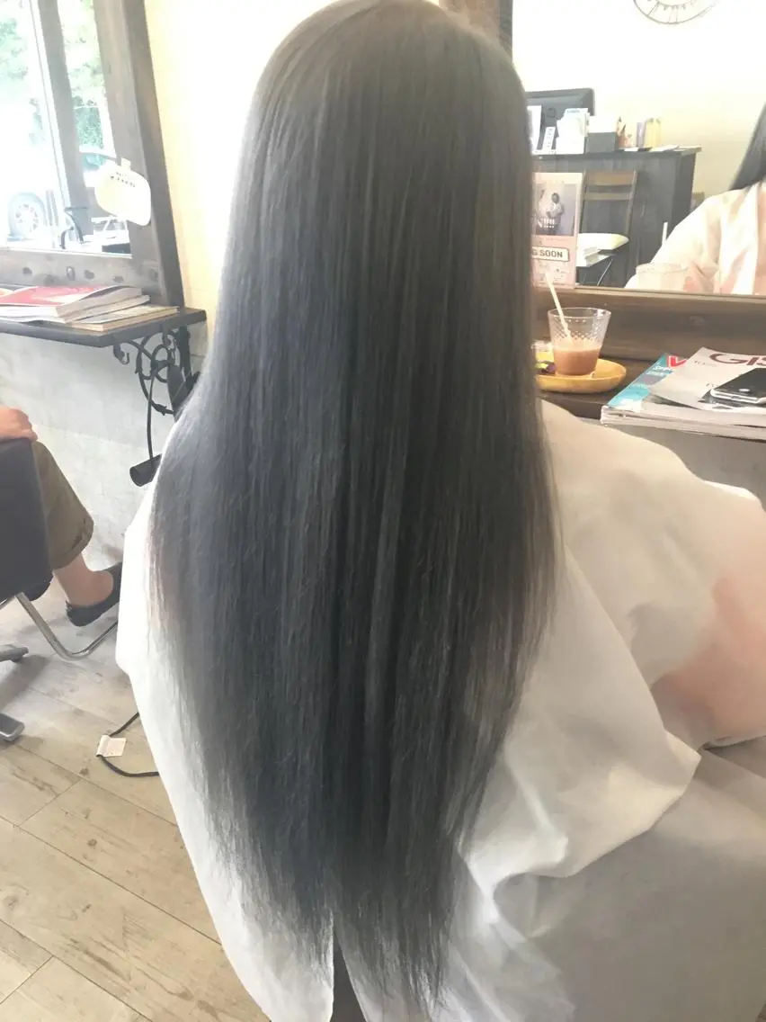 ロング ヘアカラー トリートメント 松本 亮のヘアスタイル