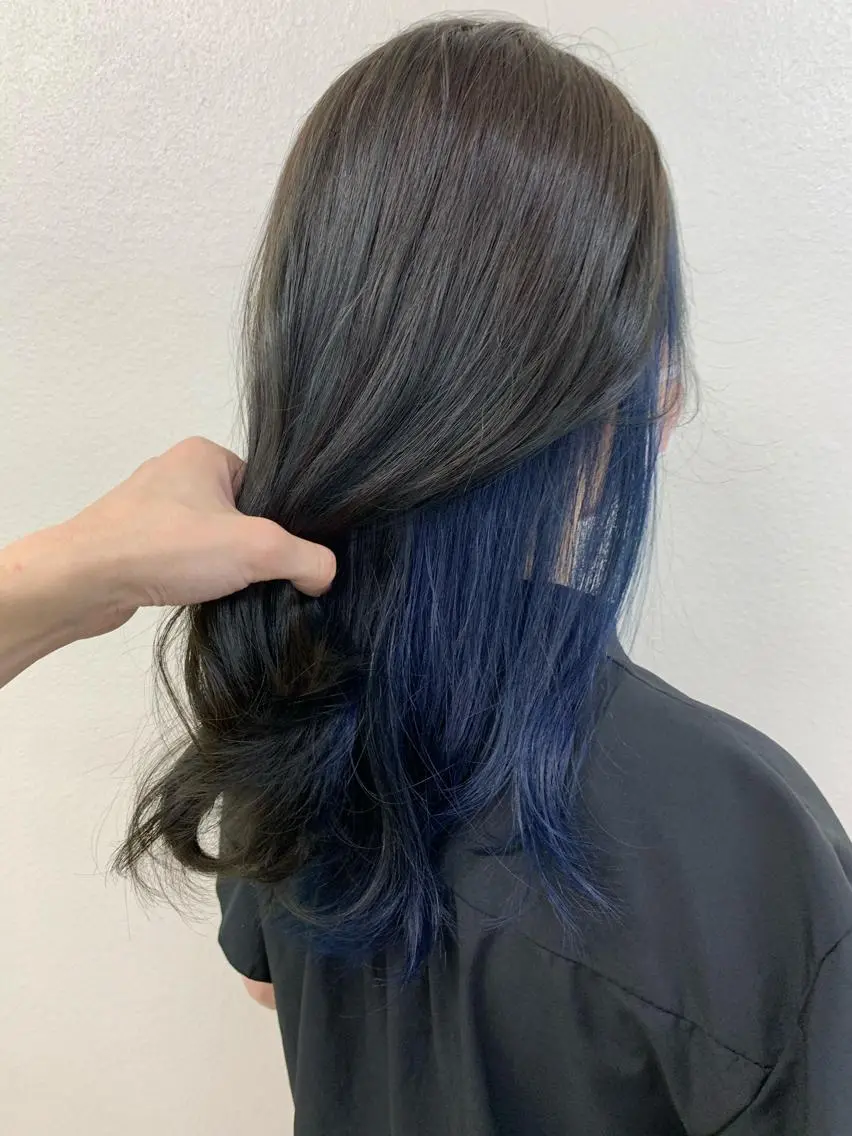 ミディアム カット ヘアカラー トリートメント 顔周りレイヤー/新宿 /モテ艶カラー/航介のヘアスタイル
