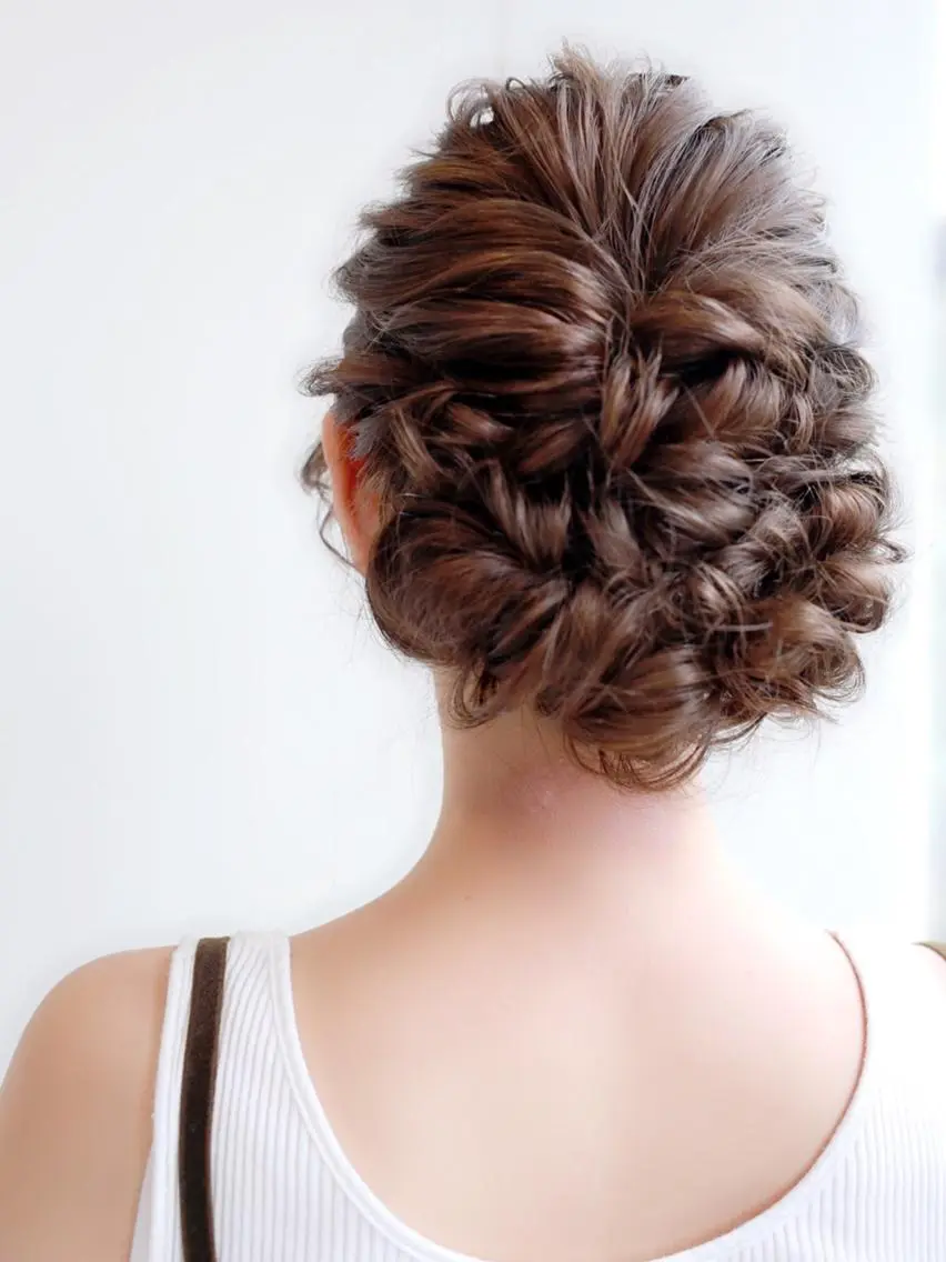 ミディアム 宮内 真乃のヘアスタイル