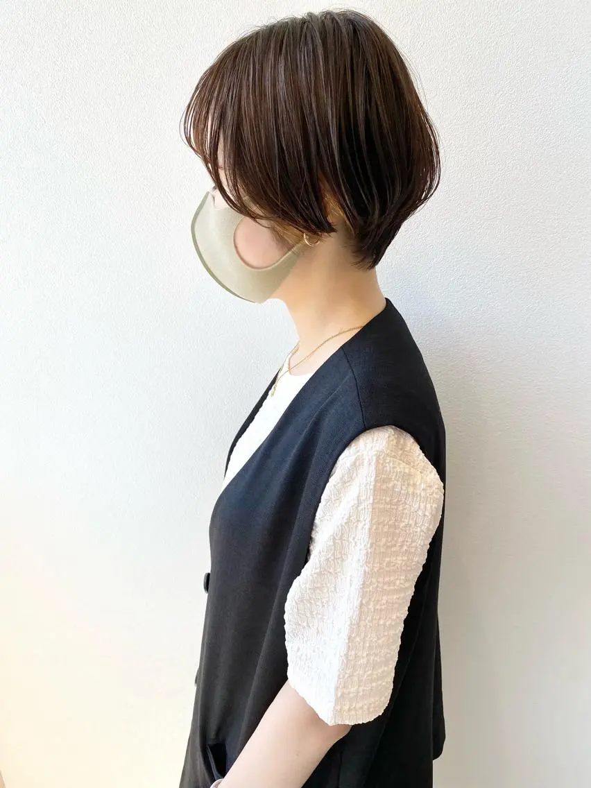 ショート ヘアカラー MYRTLE TSUNODAのヘアスタイル