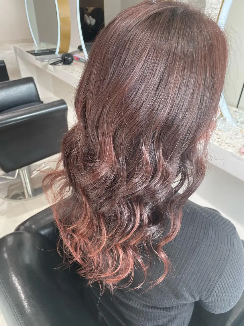 セミロング ピンクブラウン トリートメント 大山 まどかのヘアスタイル