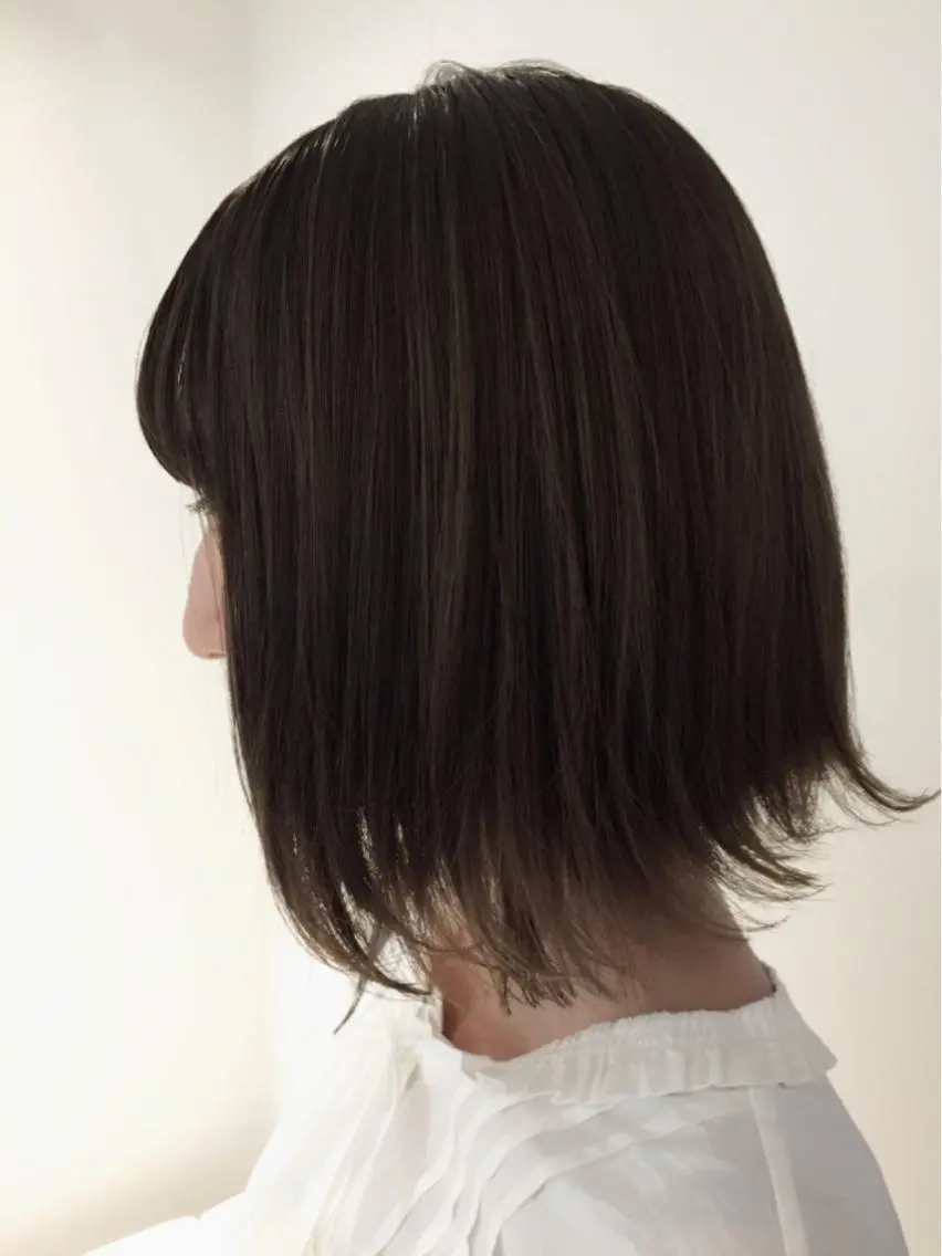 ミディアム ボブ 外ハネヘア カット ヘアカラー トリートメント ヘアセット ✨ハイクオリティ✨ 山本香也のヘアスタイル