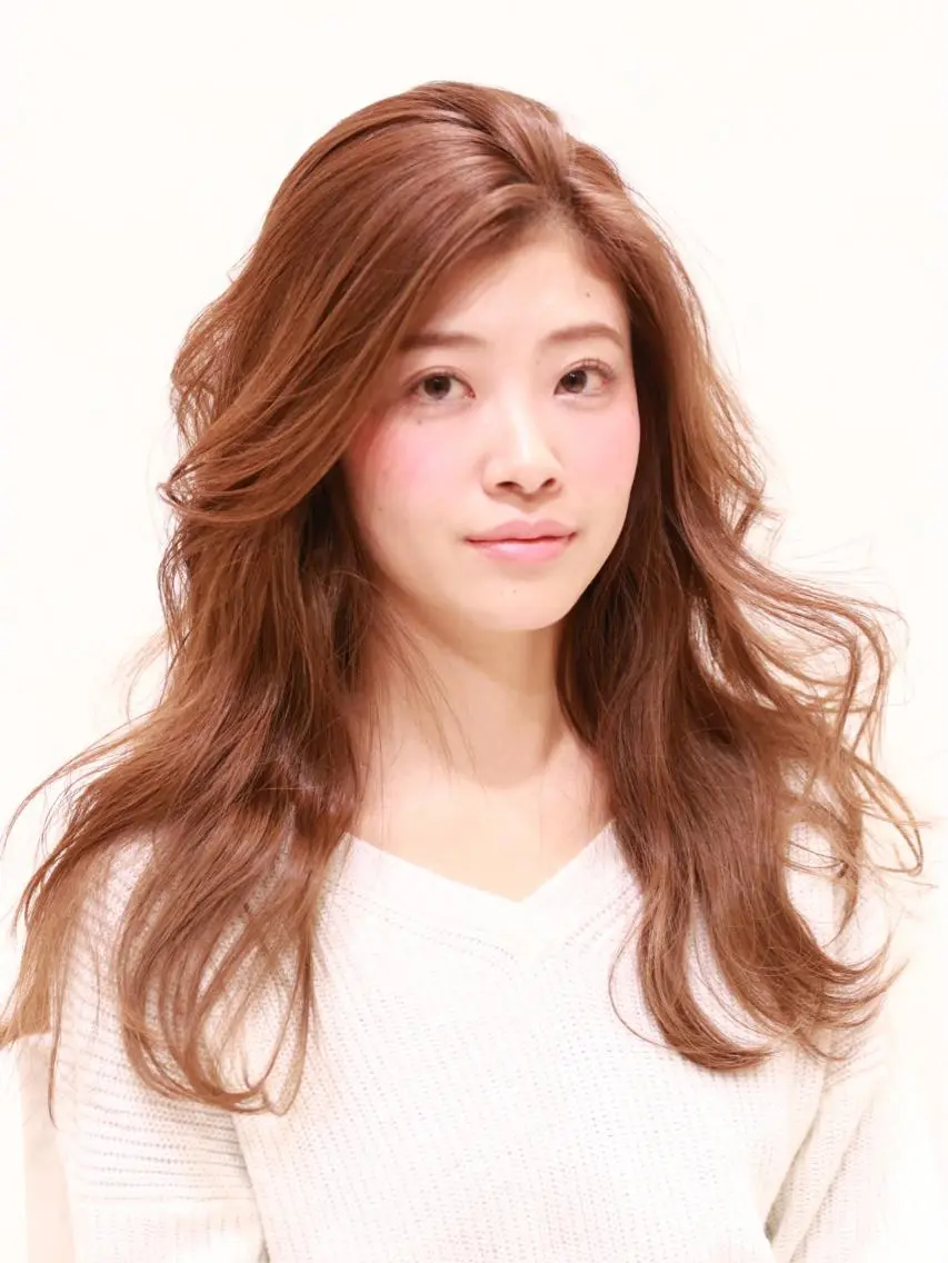 セミロング パーマ セミロングパーマ カット トリートメント 髪質改善美容師 中村　一のヘアスタイル