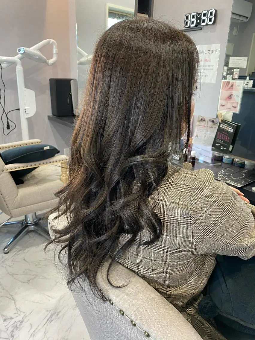 セミロング カラー カット ヘアカラー トリートメント FAVORE 【ファヴォーレ】のヘアスタイル