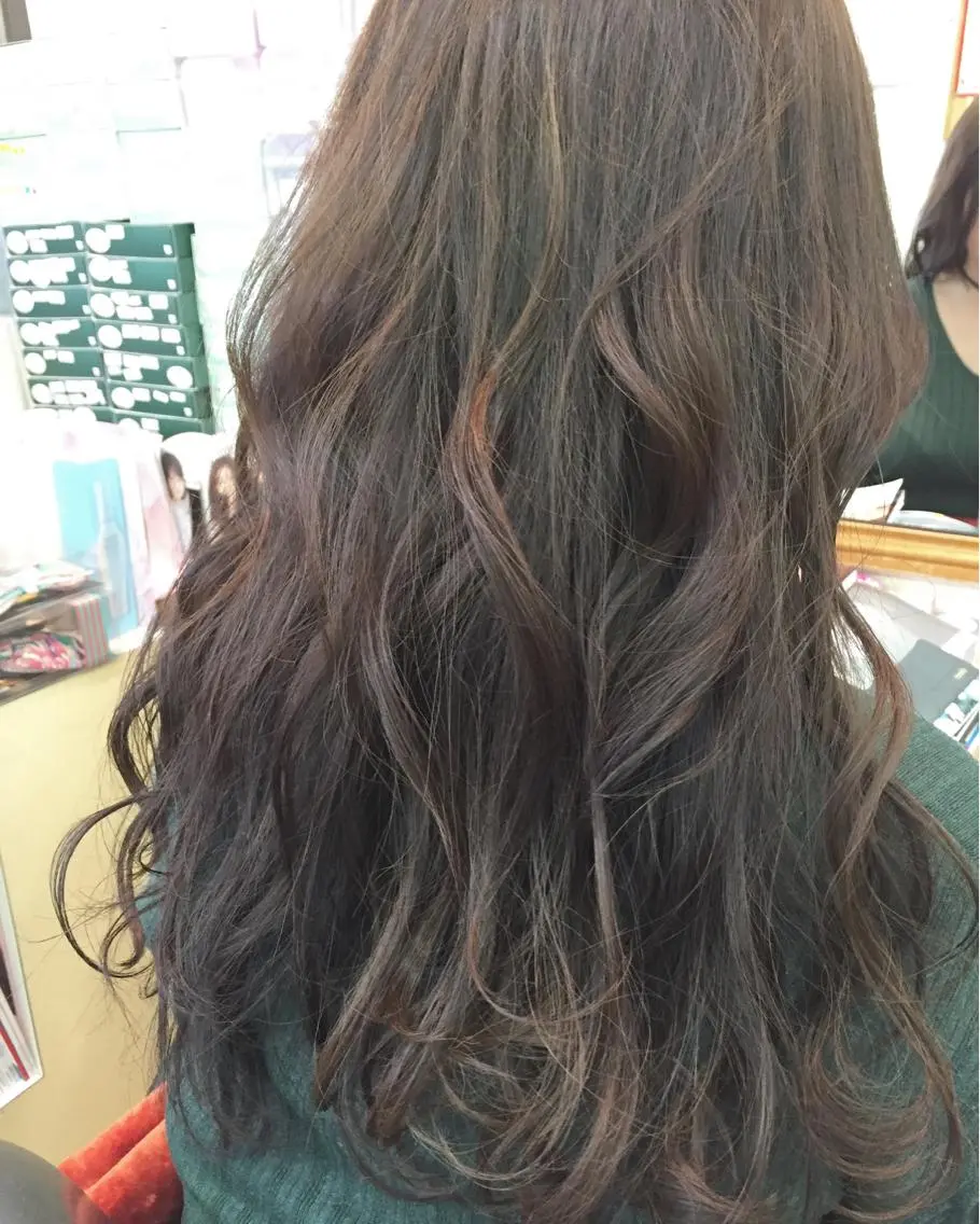 ミディアム セミロング ロング カラー YAP！HAIR トコツメアヤノのヘアスタイル