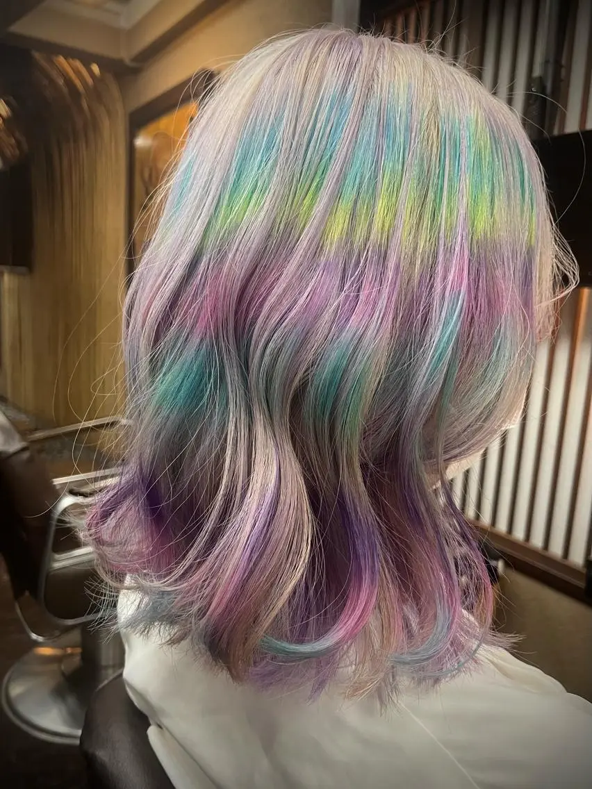 セミロング カラー セミロングパーマ バレイヤージュ ブリーチ ケアブリーチ ダブルカラー Koichi Satoのヘアスタイル