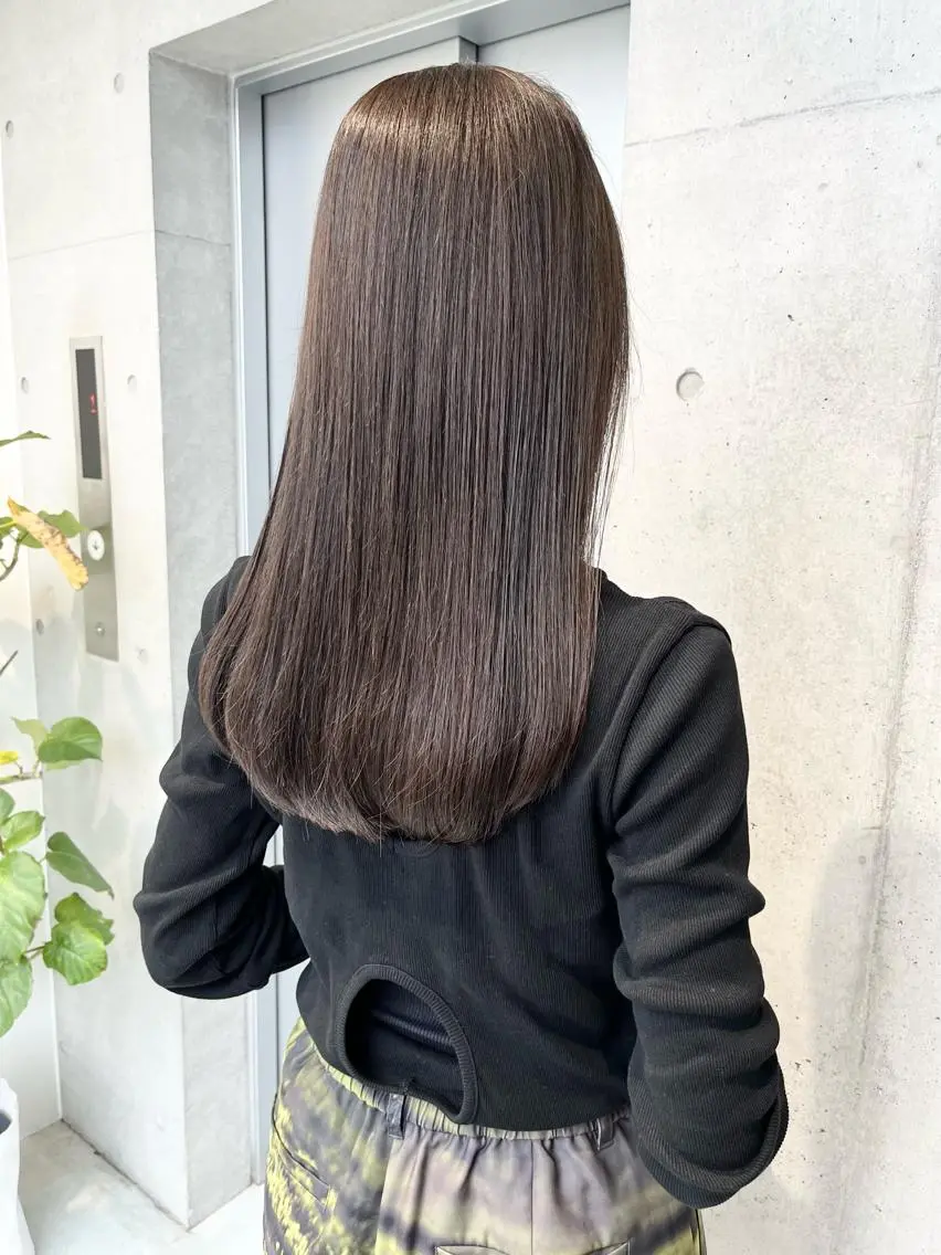 ロング カラー カット ヘアカラー トリートメント ヘッドスパ ヘアセット 透明感/オリーブ/ グレージュ/YUKAのヘアスタイル