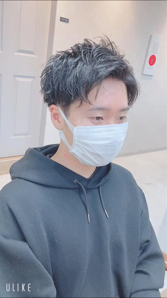 メンズ メンズブリーチ メンズインナーカラー メンズ韓国風 Chainon 山中 拓也のヘアスタイル