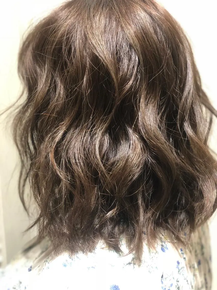 ミディアム 外国人風カラー ハイライト ヘアカラー ⭐️店長 藤野 正博⭐️のヘアスタイル