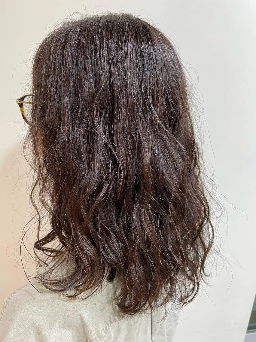 ミディアム パーマ カット パーマ トリートメント レイヤー/似合わせ TAKUYAのヘアスタイル