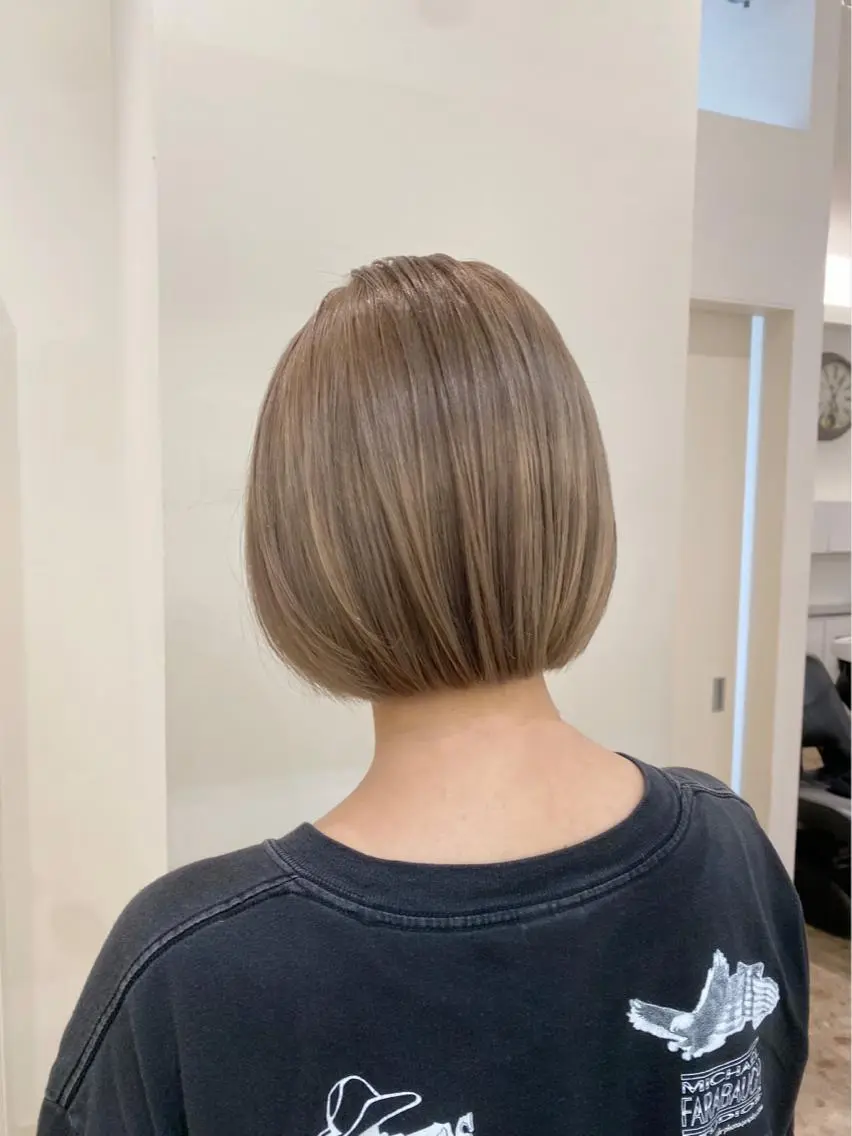ショート 切りっぱなしボブ ショートボブ ボブ 顔周りカット タンバルモリ 🌿レイヤー/ブリー チ/🌿JINのヘアスタイル