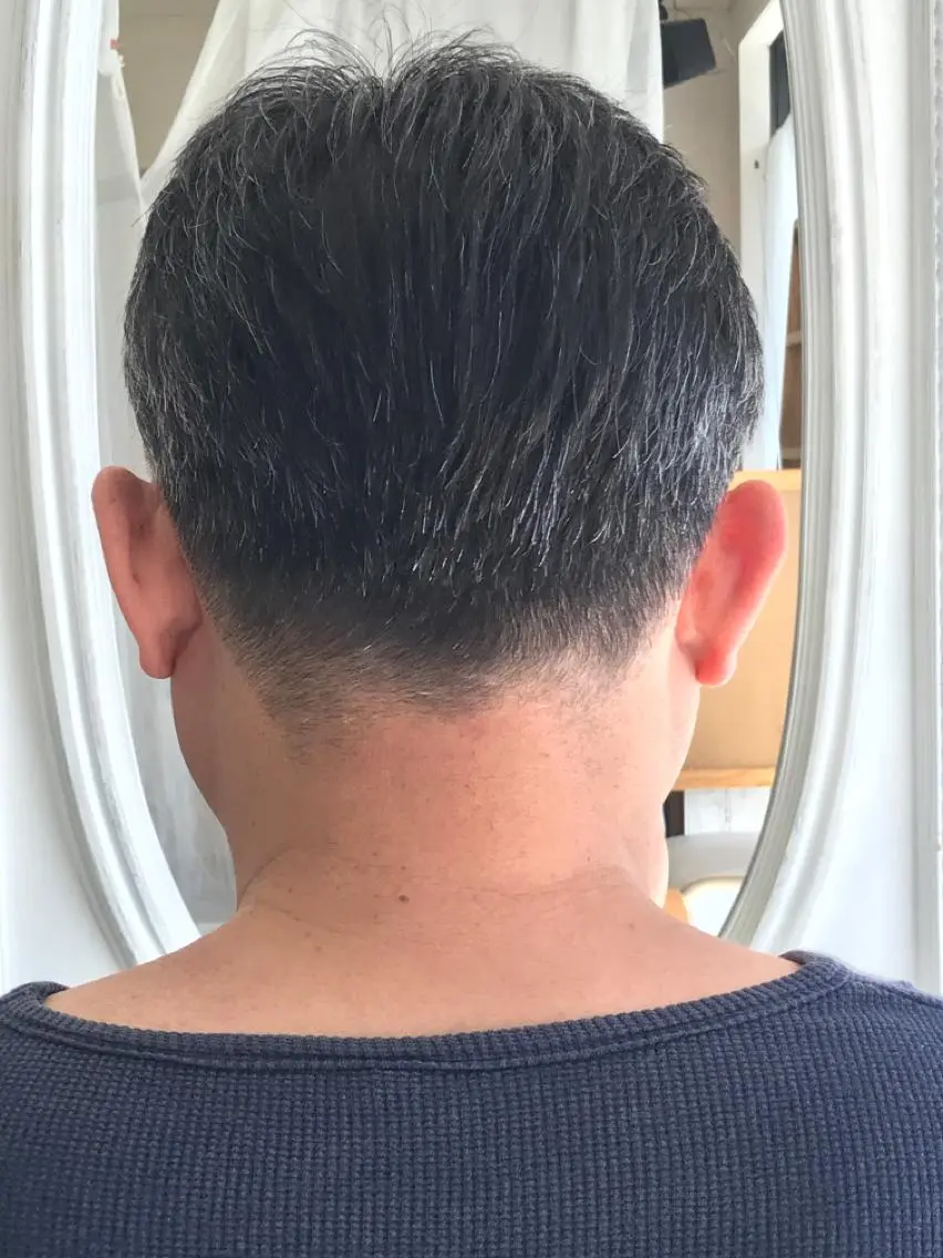 ショート メンズ カット フリーランス SATOUのヘアスタイル