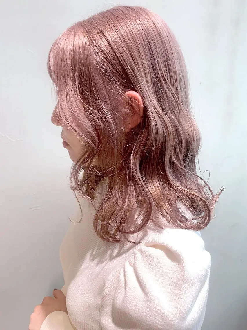 ミディアム カラー パーマ ヘアアレンジ ベージュカラー ピンクカラー ピンクベージュ ITbyALBUM 中野店のヘアスタイル
