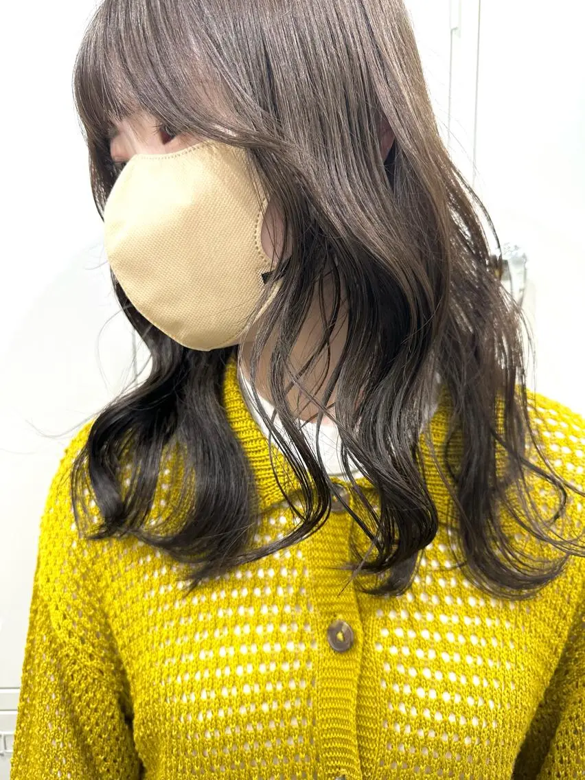 ミディアム カラー ヘアアレンジ カット ヘアカラー トリートメント kai .のヘアスタイル
