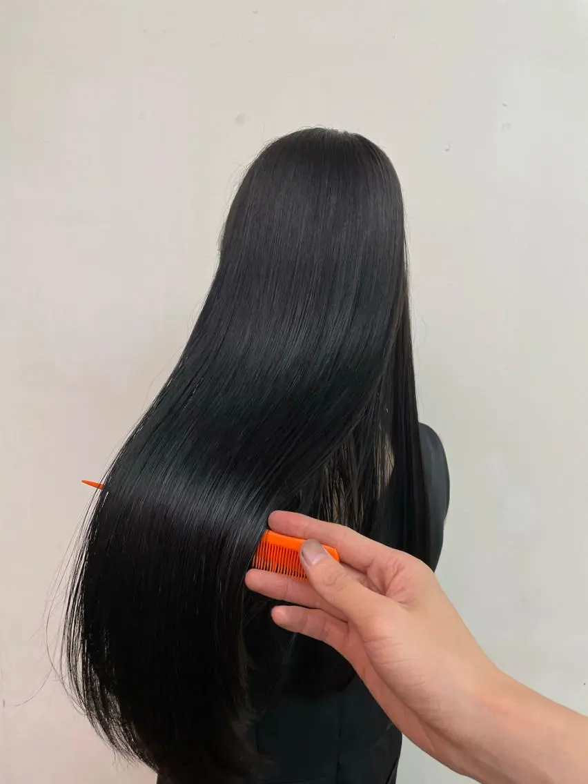 セミロング カラー 透明感カラー 髪質改善 トリートメント 酸熱トリートメント ヘアカラー トリートメント 川上拓真 ✂︎学芸大学のヘアスタイル