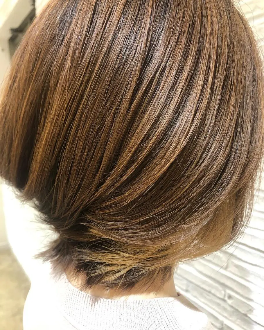 ミディアム ボブ くびれヘア ウルフカット izumi （いずみ）のヘアスタイル