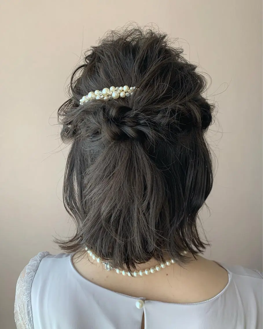 ミディアム ヘアアレンジ ハーフアップ ボブ hubhair レイヤー/透明感のヘアスタイル
