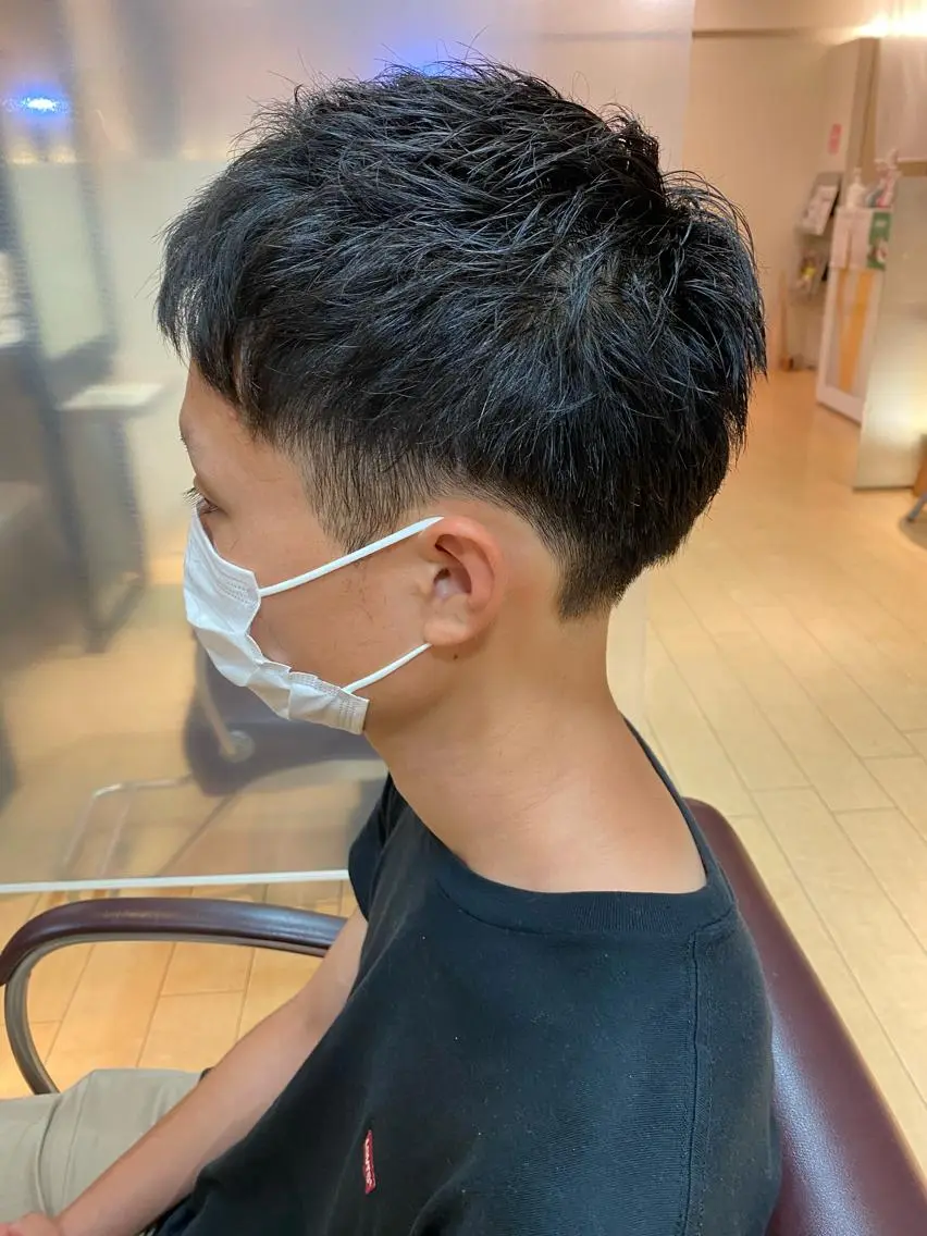 メンズ ツーブロック 刈り上げ 安藤 慎悟のヘアスタイル
