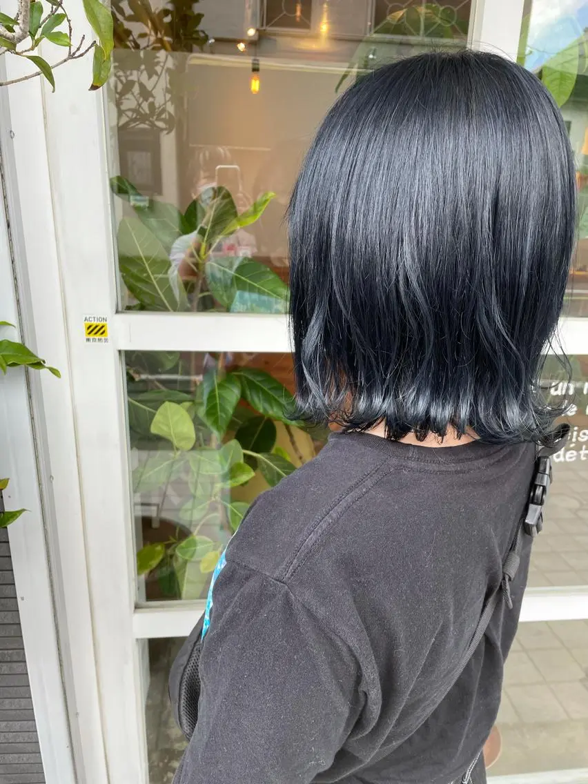 ミディアム カラー ヘアアレンジ ヘアカラー 鴫原 亜弥のヘアスタイル