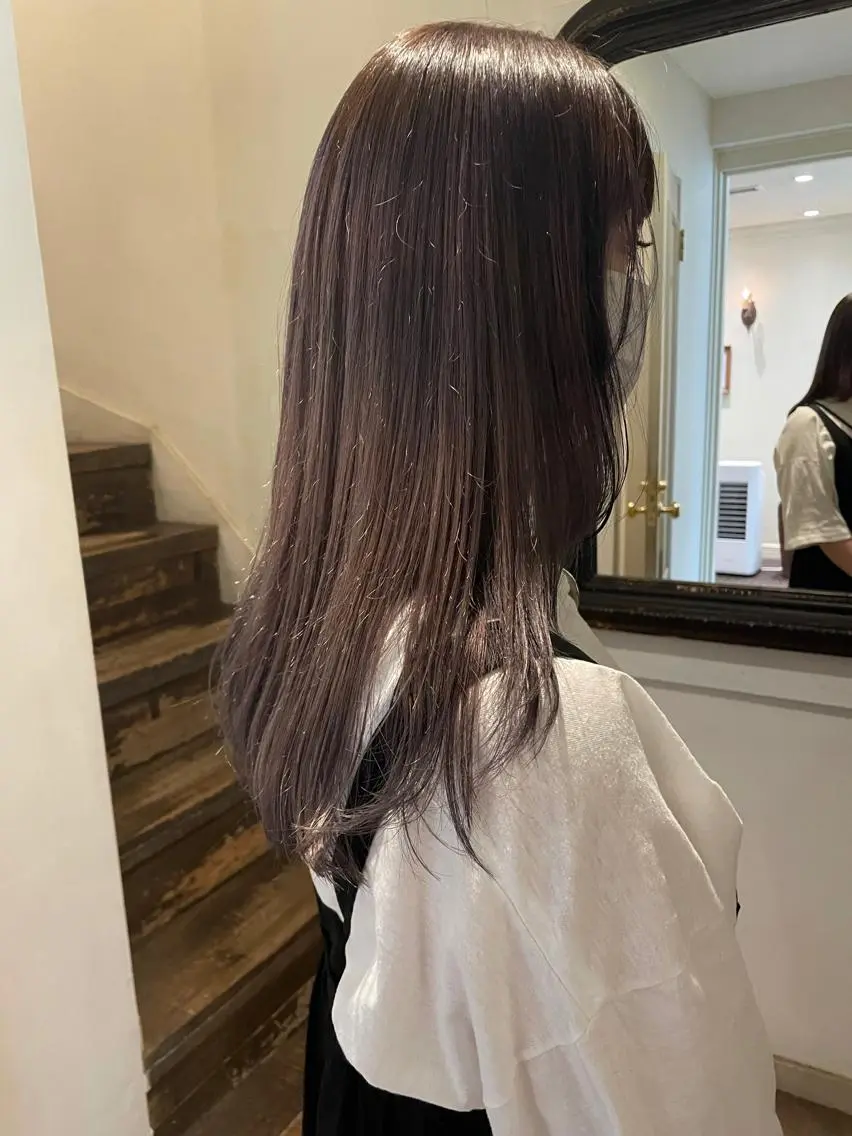 ロング カラー 大人girly🛋️ 🤍yukakoのヘアスタイル
