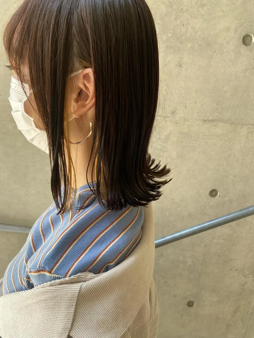 ミディアム 切りっぱなしボブ ボブ なつめ🐶ショート ベージュカラーのヘアスタイル