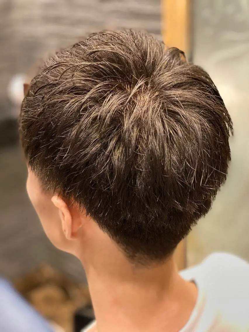 ショート メンズ 波岡 萩斗のヘアスタイル