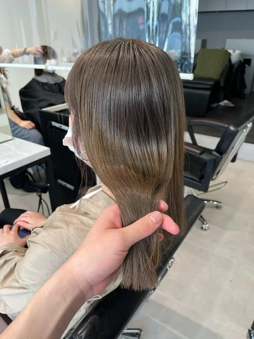 セミロング カラー ベージュカラー ショコラベージュ カット 縮毛矯正 トリートメント ハイライト/ショート /ボブ/RYOHEIのヘアスタイル