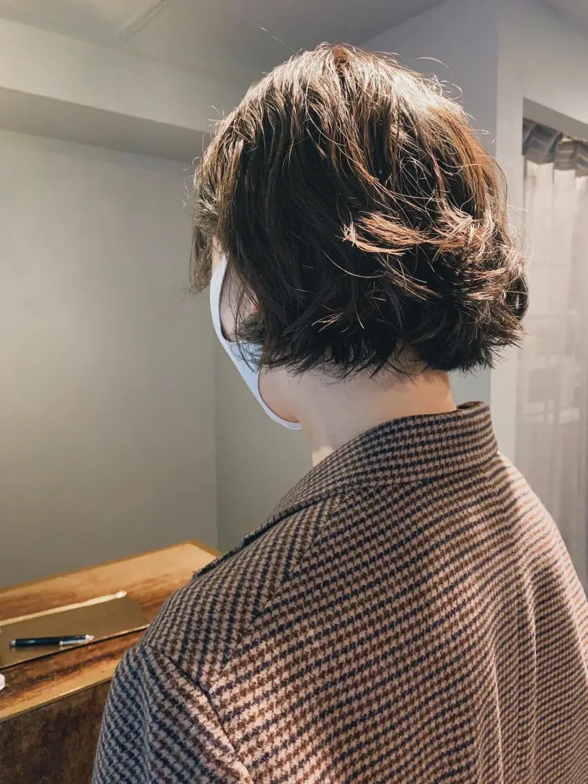 ミディアム カラー パーマ ボブパーマコテ巻き風 パーマNo1深江秀平のヘアスタイル