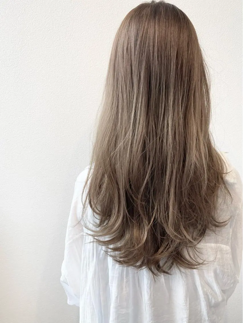ロング カット ヘアカラー トリートメント MYRTLE TSUNODAのヘアスタイル