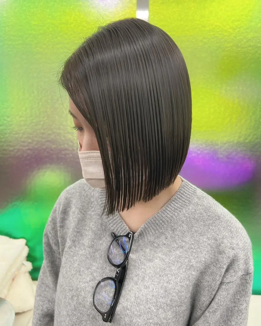 カラー パーマ セミロング ヘアアレンジ セミロングパーマ アディクシーカラー ベージュカラー ブリーチ ケアカラー ヘアケア特化型サロン newi 梅田のヘアスタイル